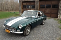 1967_MG_MGB_GT_Green_With_White_Stripes_Justin_MacCreery_000